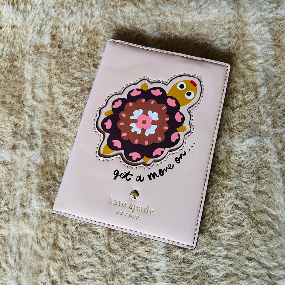 Kate spade nwt for passport holder